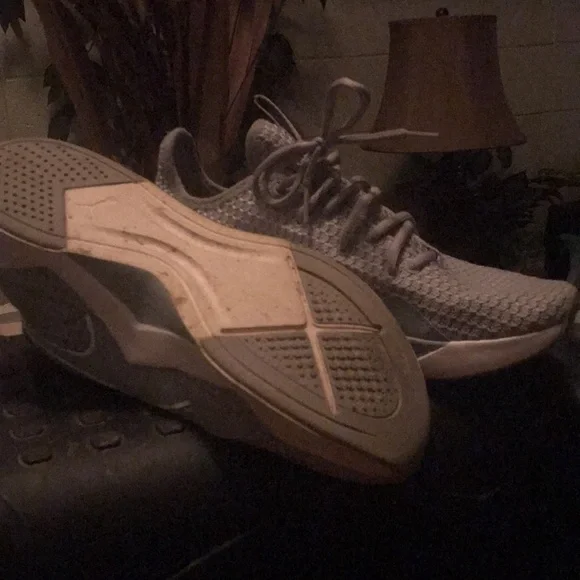 PUMA INSIGHT SF..gray size 9w - Picture 2 of 2